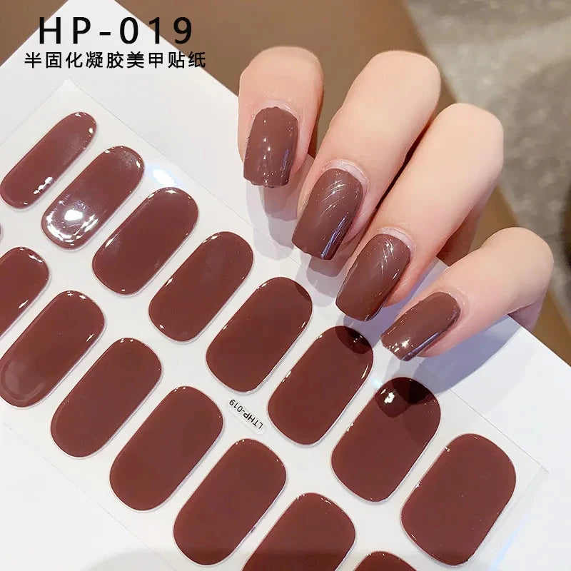Uñas en gel semicurado UV – 16 tiras adhesivas 5D de larga duración, acabado profesional