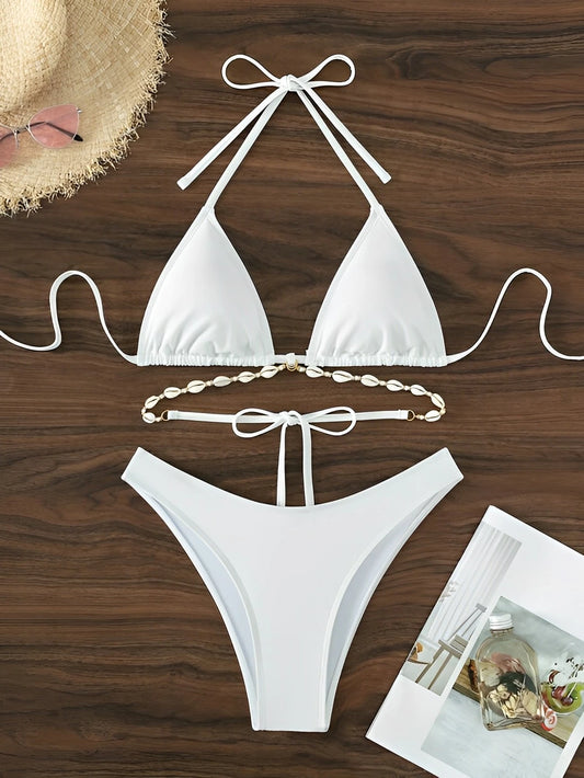 Bikini triangular con conchas – Traje de baño con top decorado y braguita ajustable
