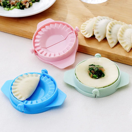 Plastic mold to make dumplings